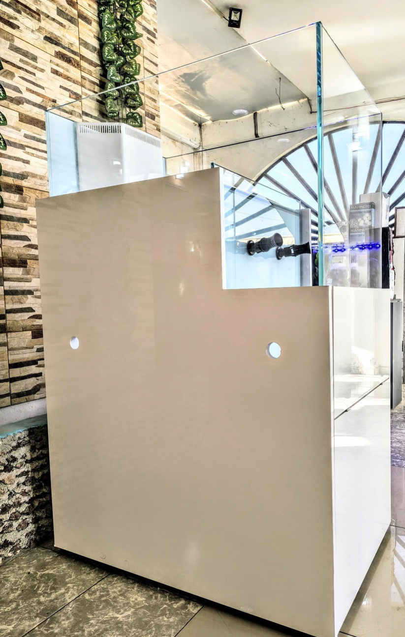 Barra multicontactos para acuario